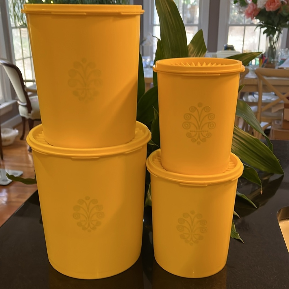 Tupperware - Yellow Nesting Servalier Canister (Set of 4)